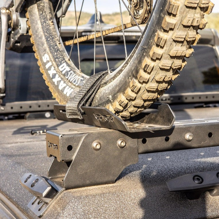 Load image into Gallery viewer, Fork Mount Bike Tray