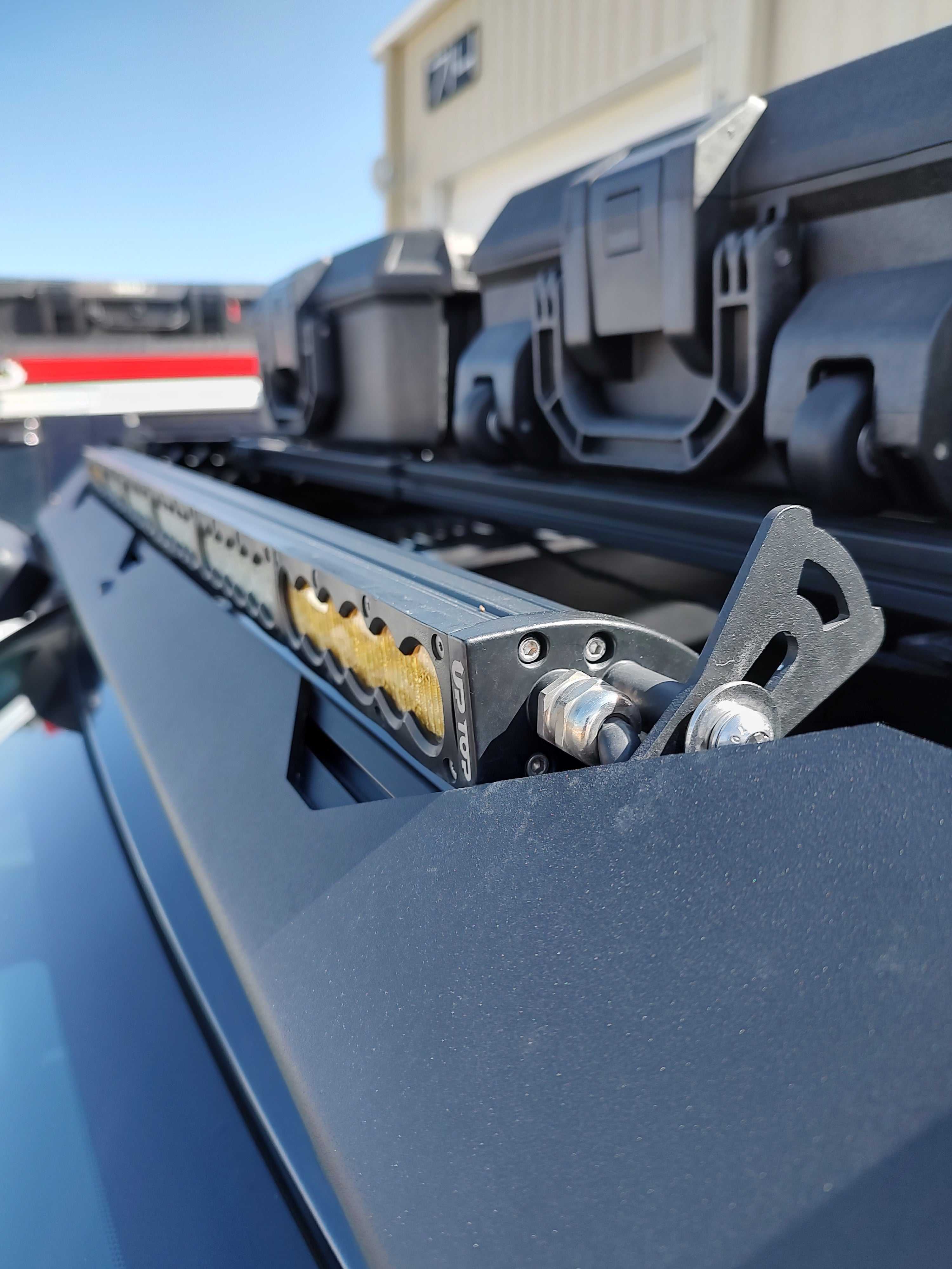 Universal Light Bar Mounting Kit – upTop Overland